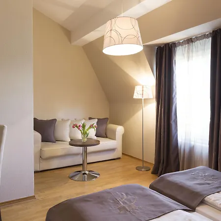 Empress Boutique 3* Mnichov