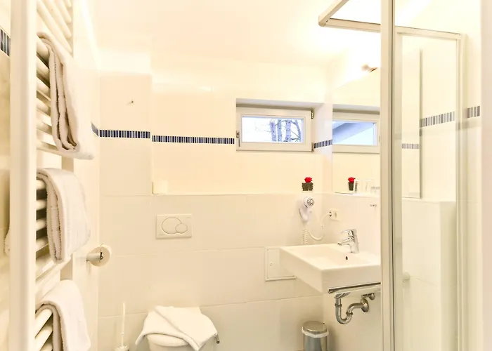 Empress Boutique 3* Мюнхен