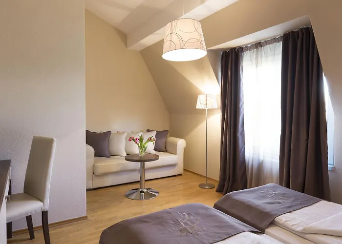 Empress Boutique 3* Мюнхен