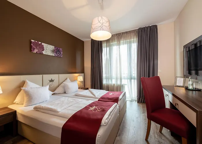 Отель Empress Boutique