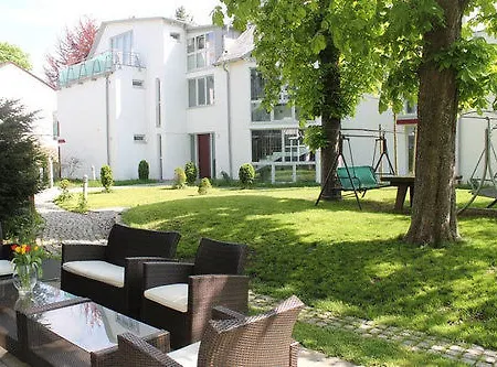 Hotel Empress Boutique