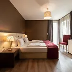 Hotell Empress Boutique 3*